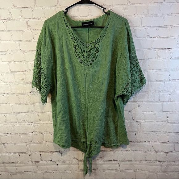 LANE BRYANT Green Embroidered Top Size 14/16 Cotton Short Sleeve Tie Front Boho - Picture 1 of 10